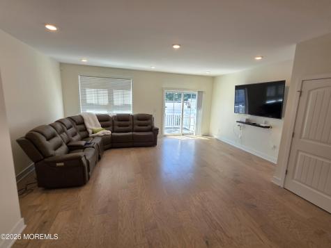 156 W Front Street Keyport NJ 07735