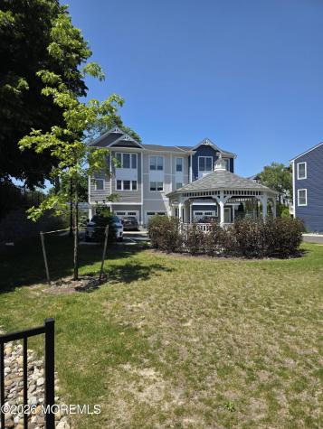 156 W Front Street Keyport NJ 07735