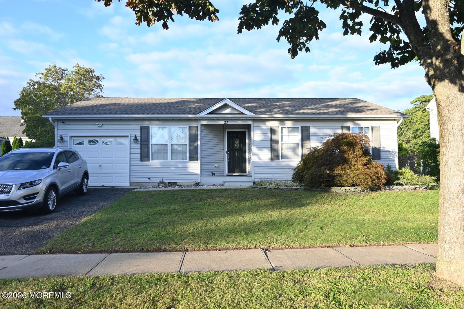 21 Pohatcong Avenue Waretown NJ 08758