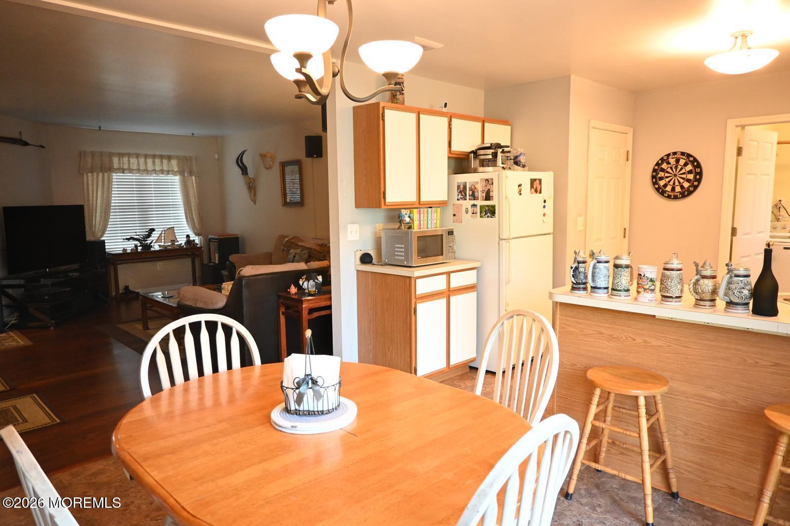 21 Pohatcong Avenue Waretown NJ 08758