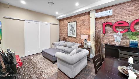 18 Broad Street Red Bank NJ 07701