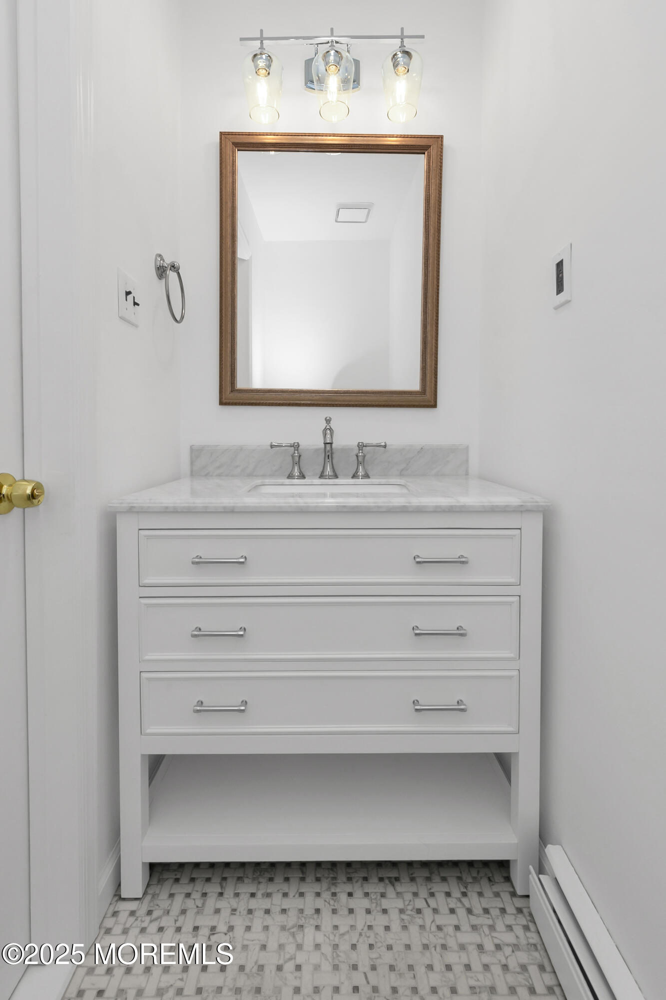 65 E River Road Rumson NJ 07760