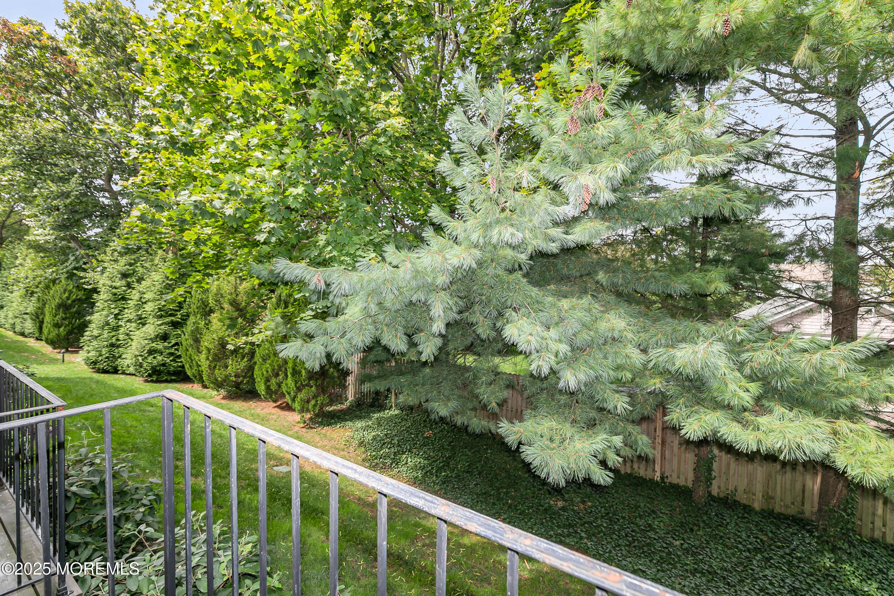 65 E River Road Rumson NJ 07760