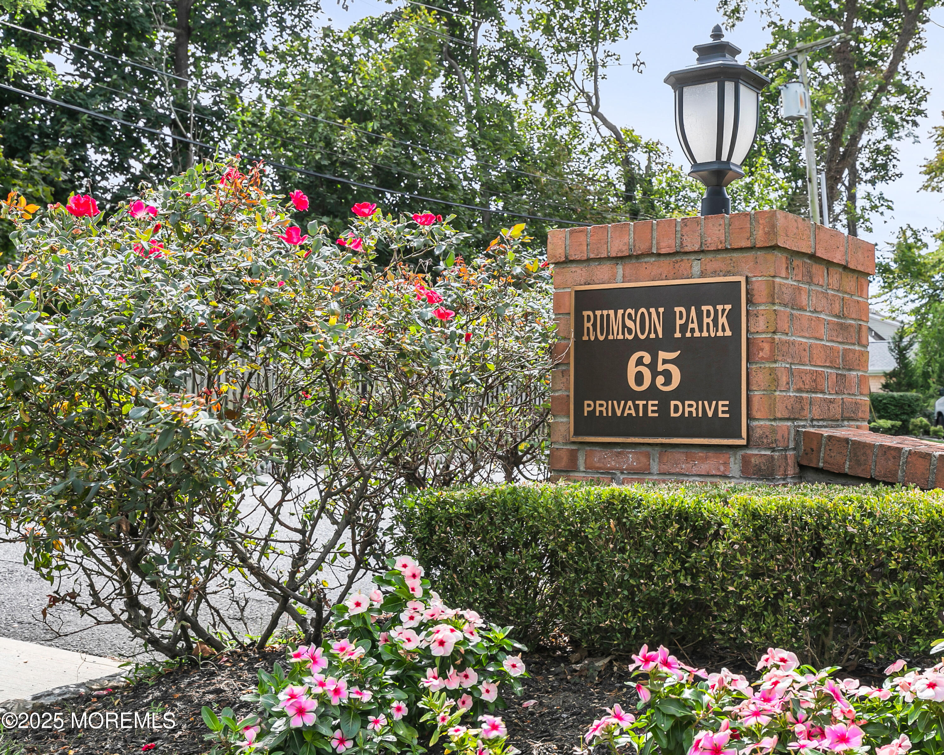 65 E River Road Rumson NJ 07760
