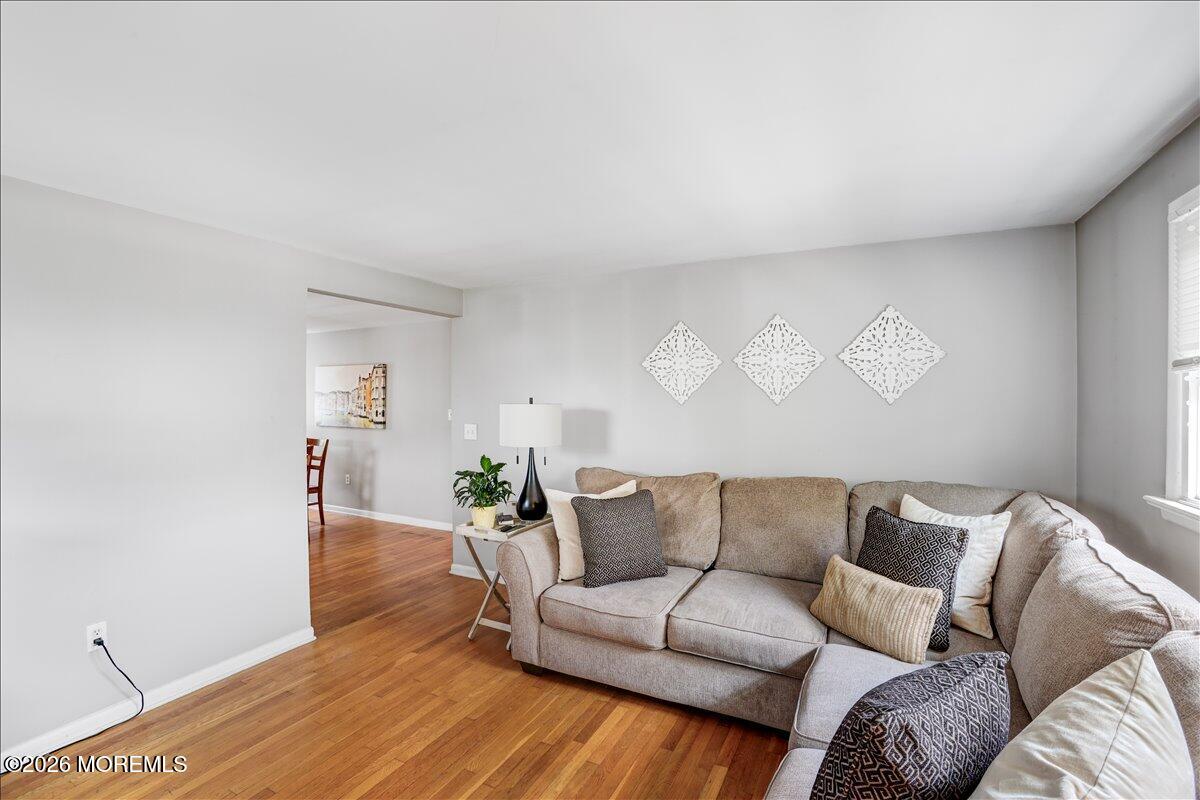 52 Saint Ann Street Carteret NJ 07008