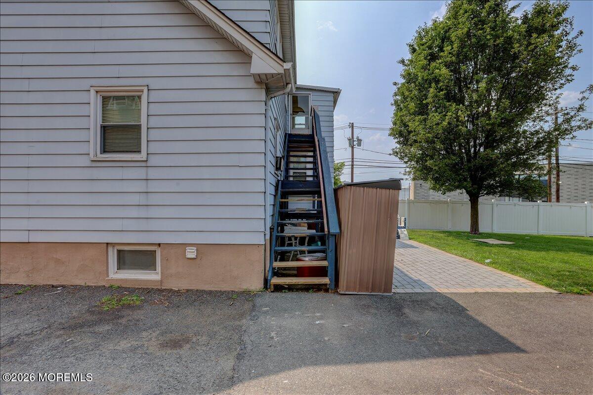 52 Saint Ann Street Carteret NJ 07008
