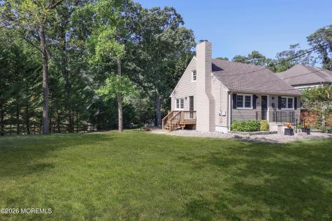 38 Swimming River Road Lincroft NJ 07738