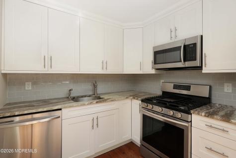 38 Swimming River Road Lincroft NJ 07738
