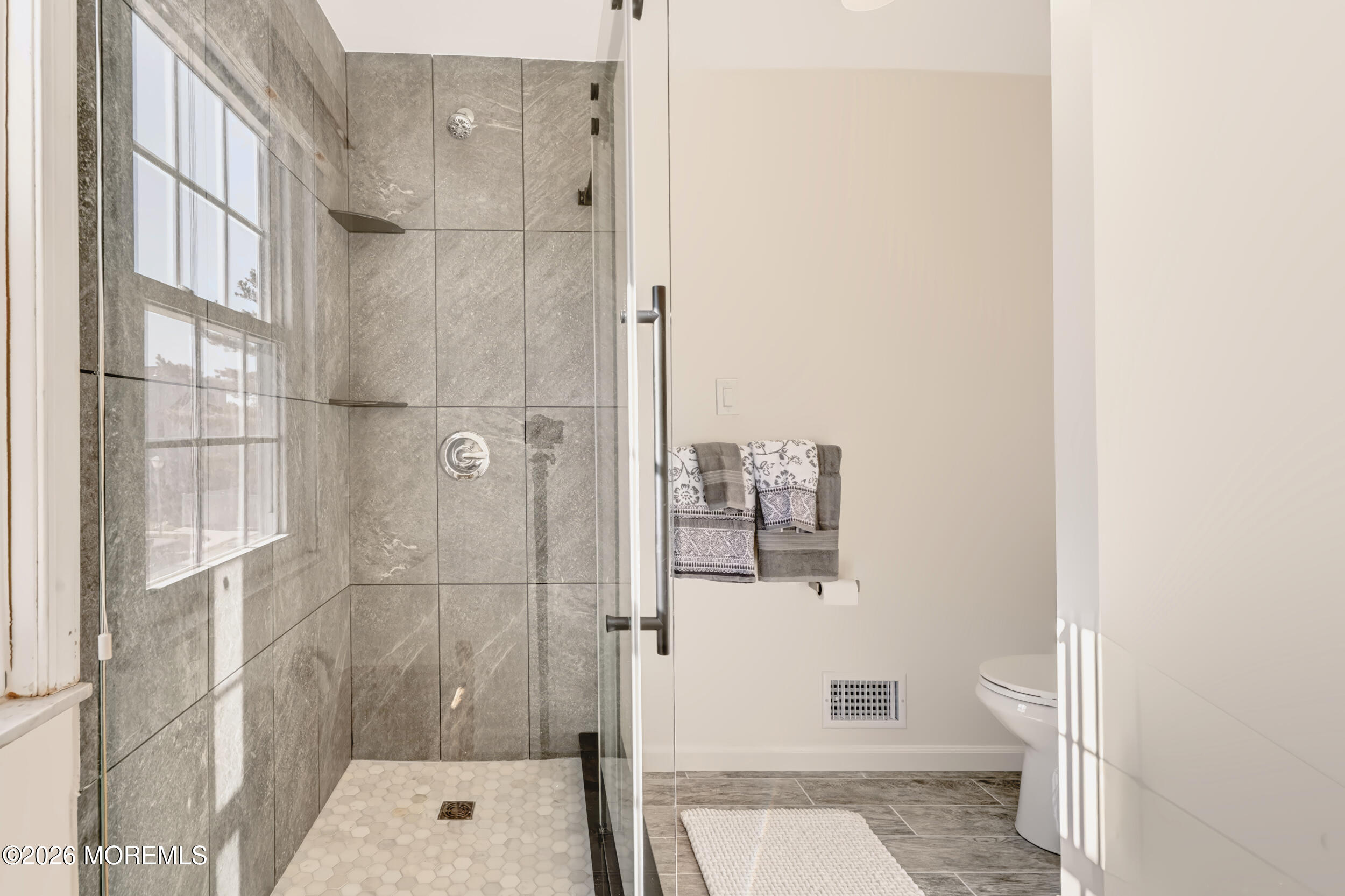224 Franklin Place Morganville NJ 07751