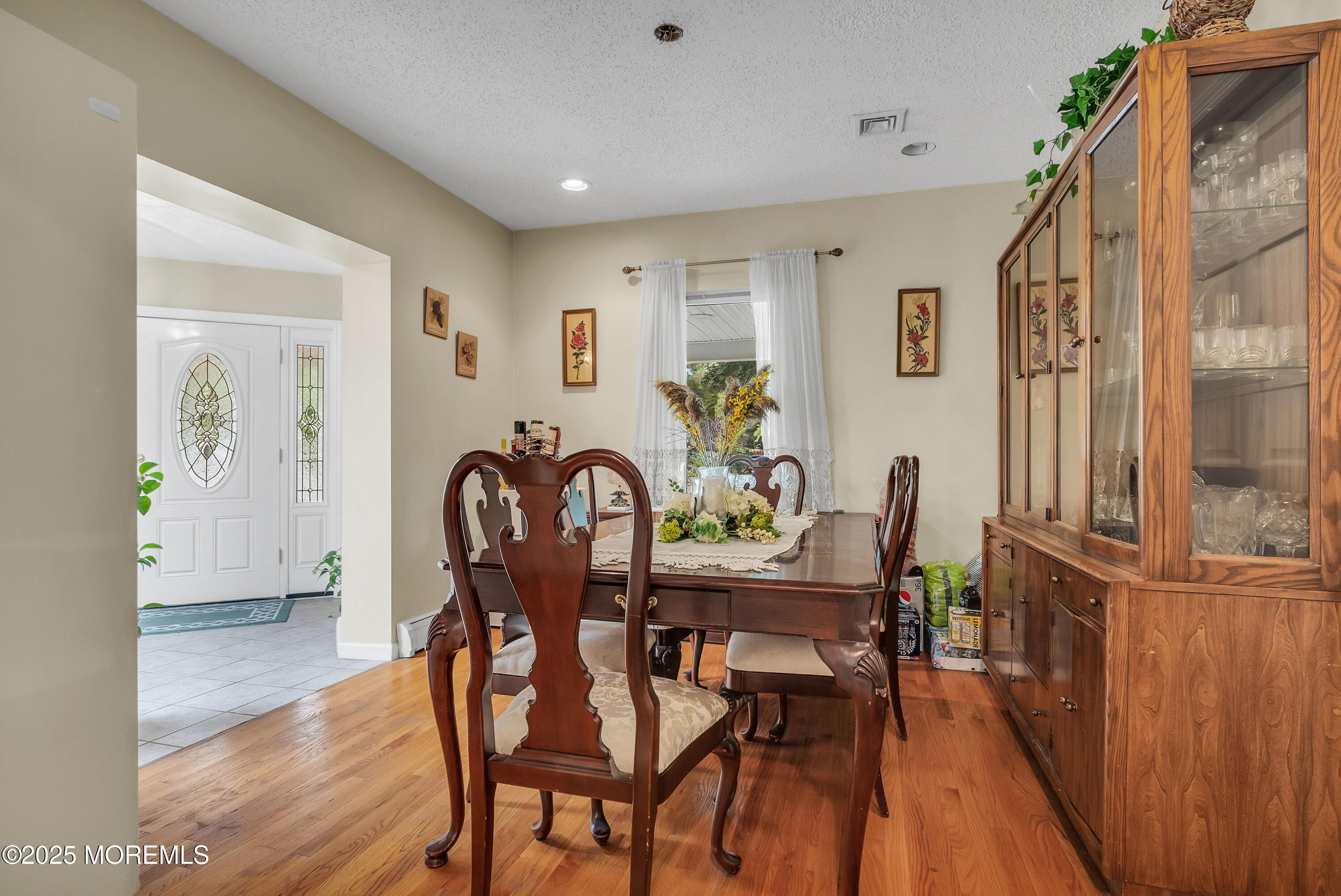 29 Woodrow Street Oakhurst NJ 07755
