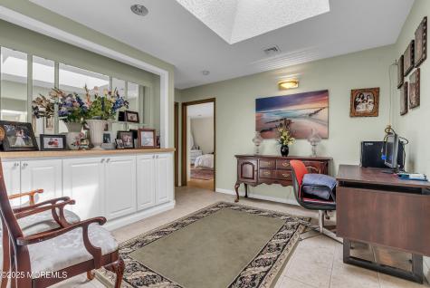 29 Woodrow Street Oakhurst NJ 07755