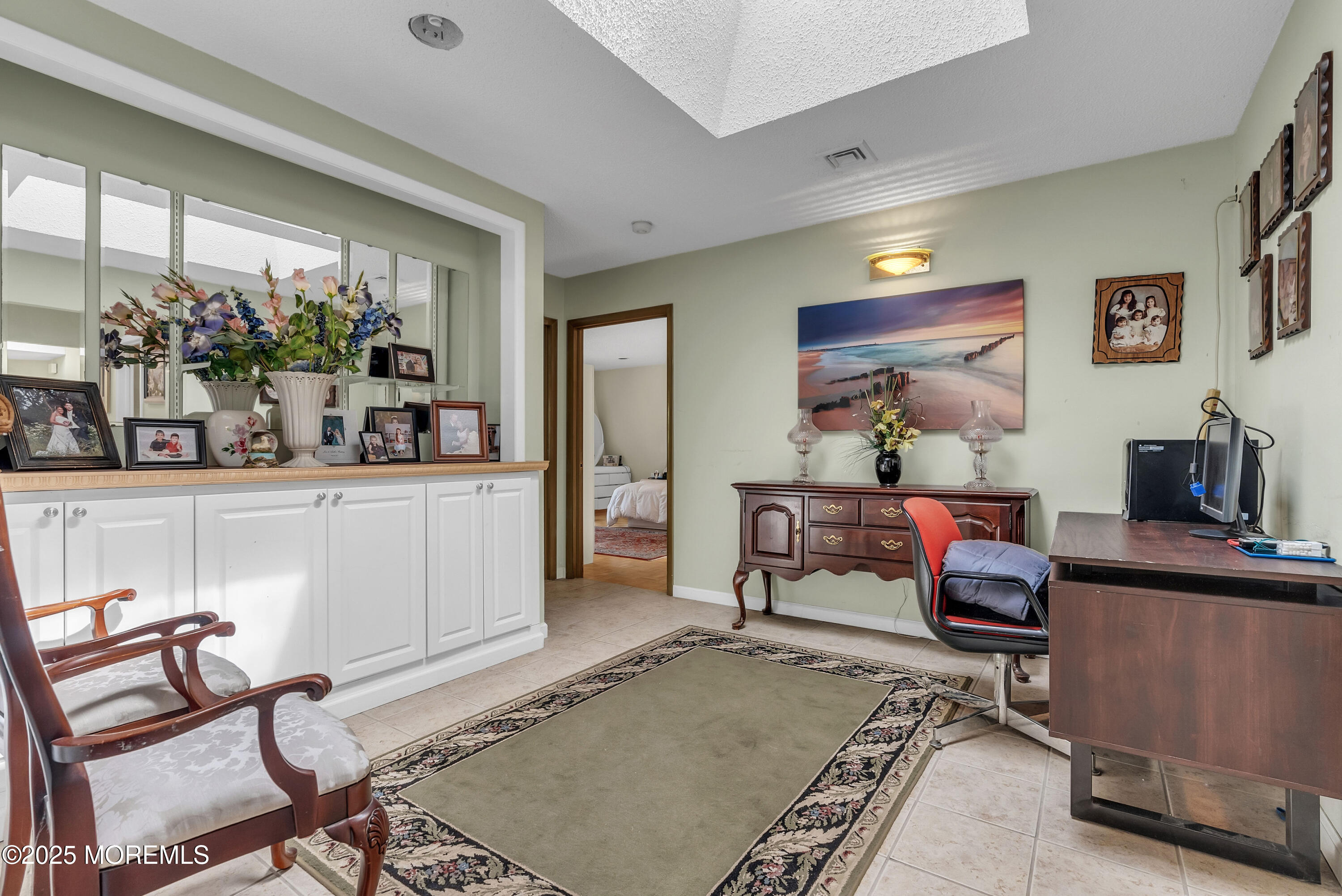 29 Woodrow Street Oakhurst NJ 07755