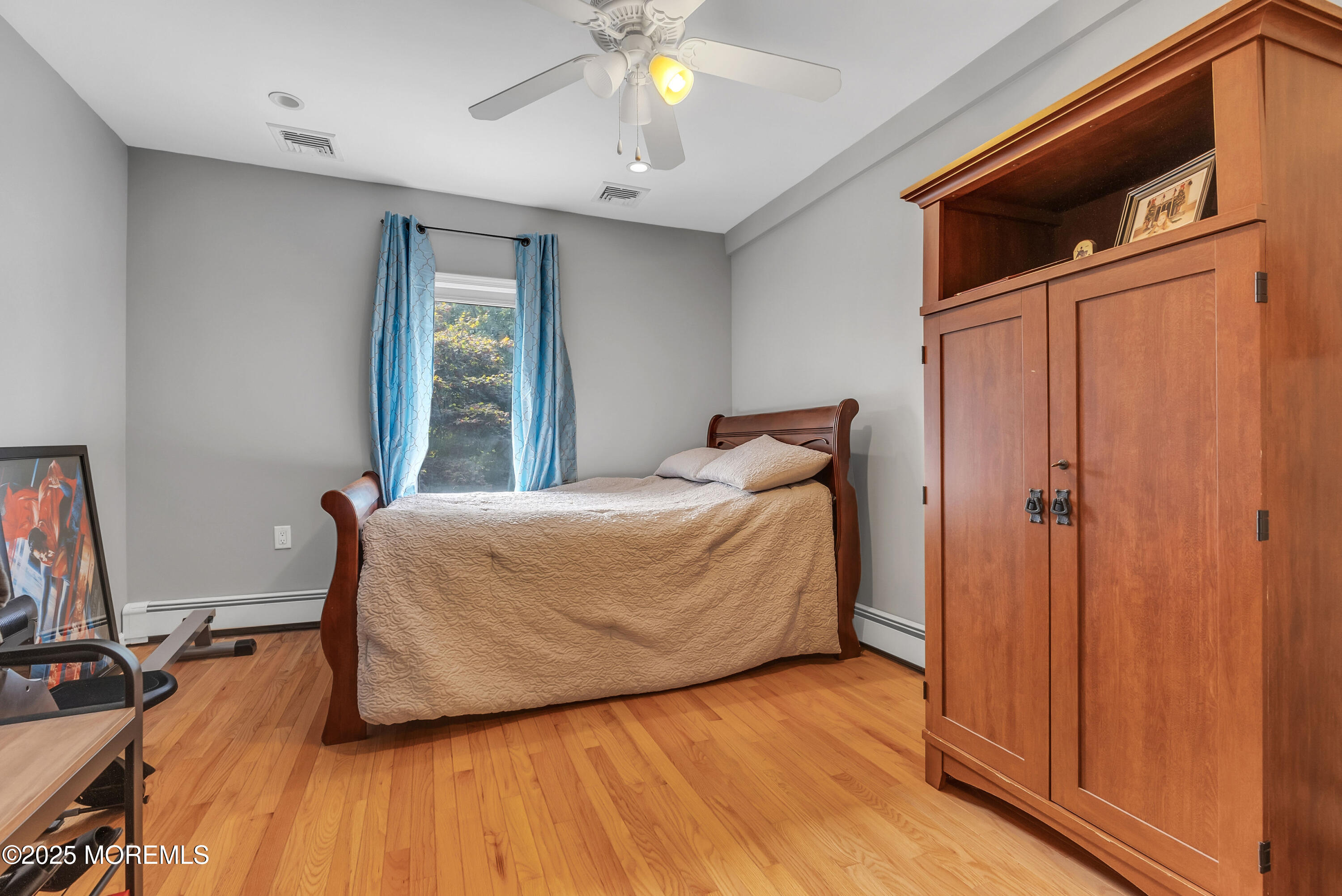 29 Woodrow Street Oakhurst NJ 07755