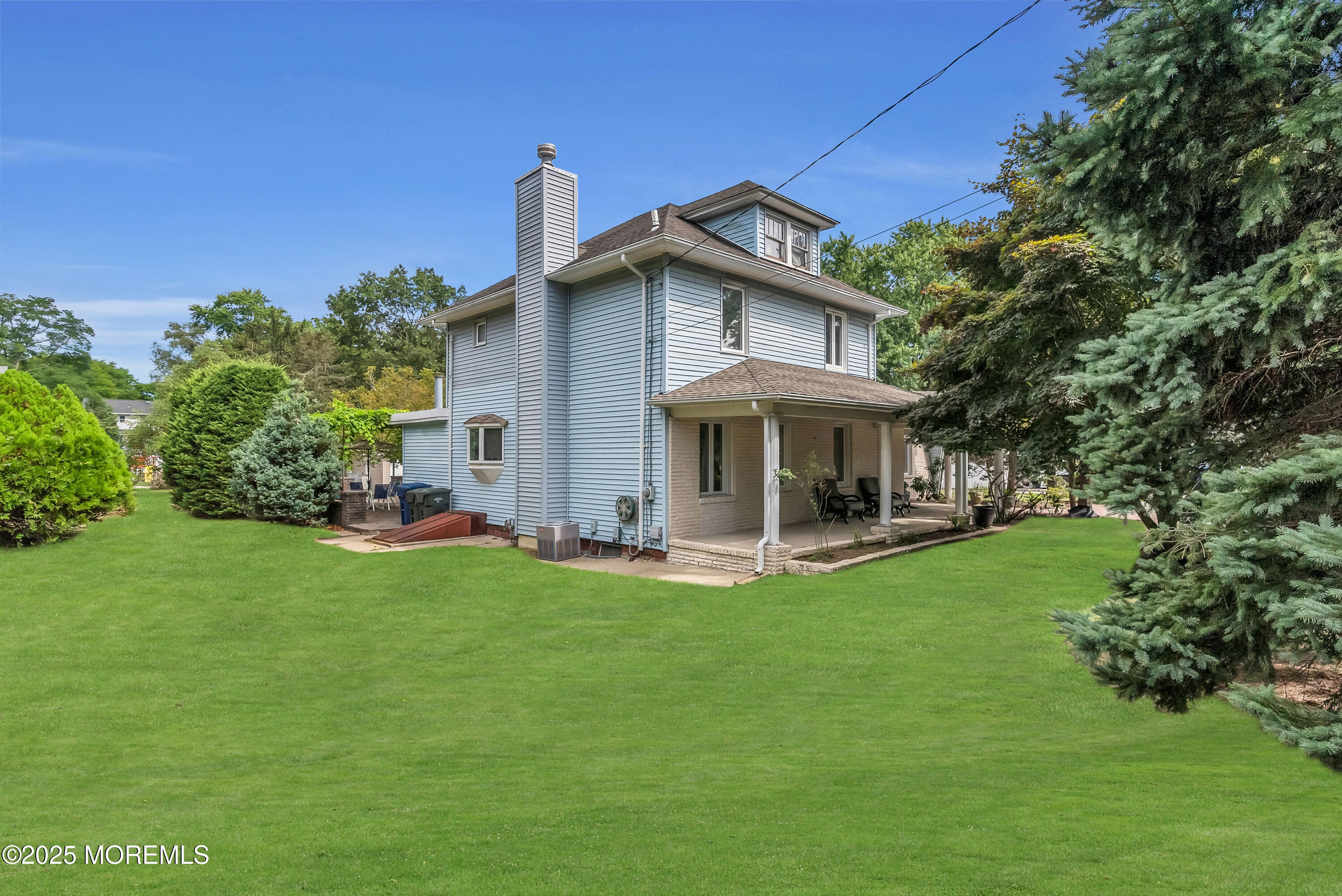 29 Woodrow Street Oakhurst NJ 07755