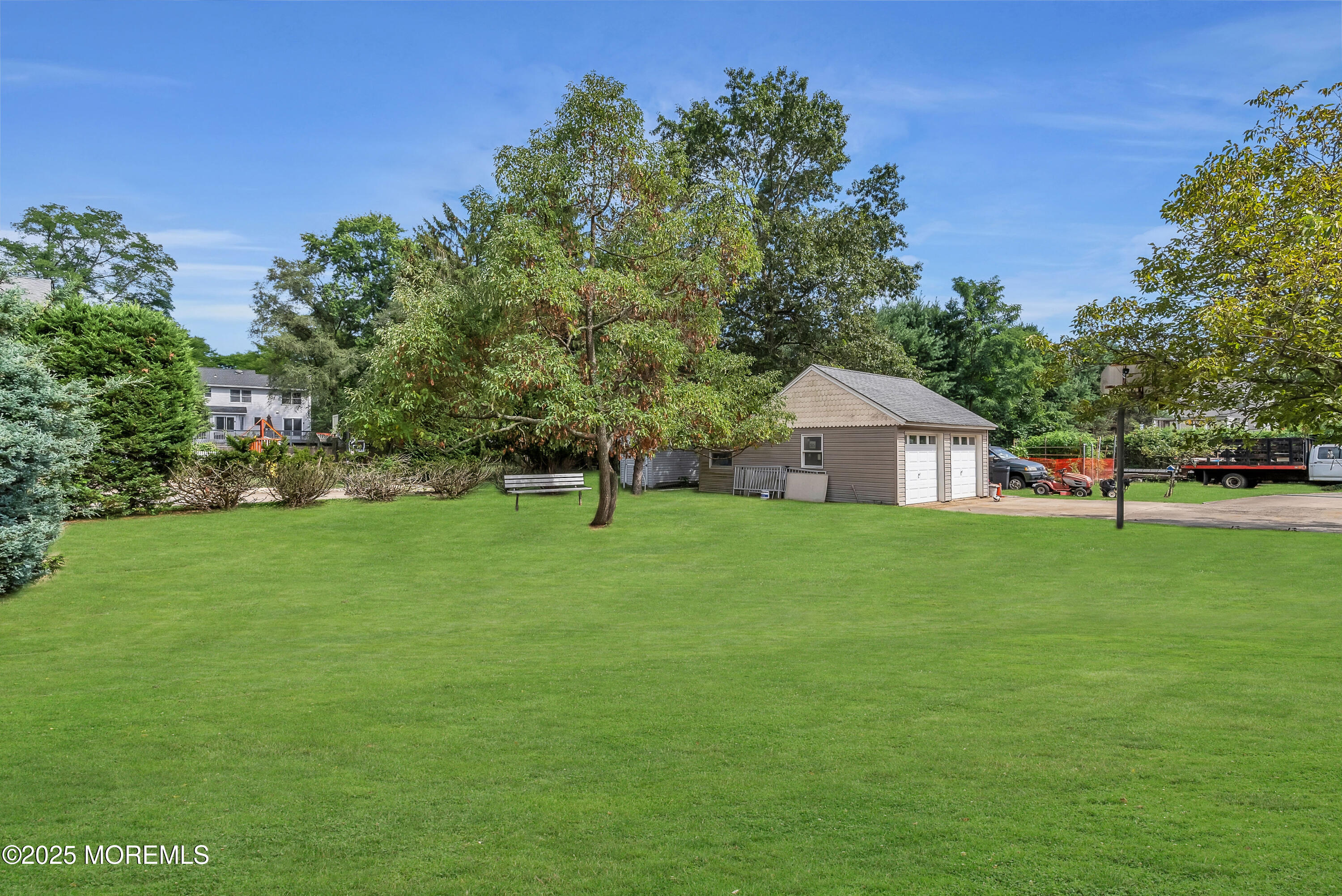 29 Woodrow Street Oakhurst NJ 07755