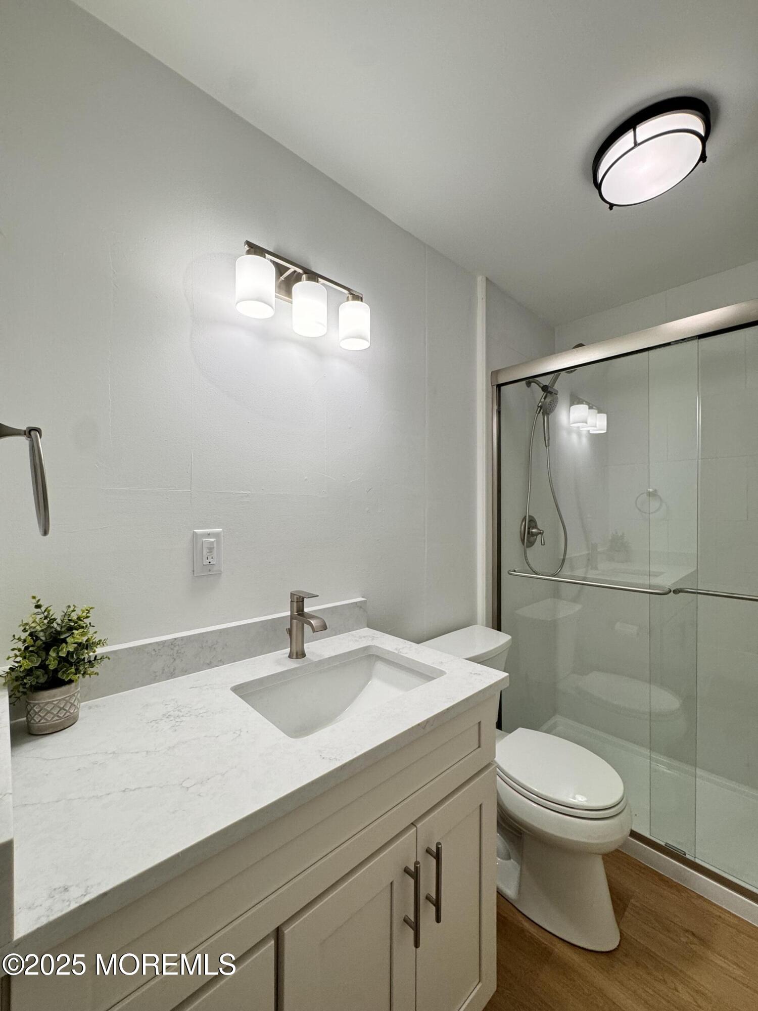 878 Balmoral Court Lakewood NJ 08701