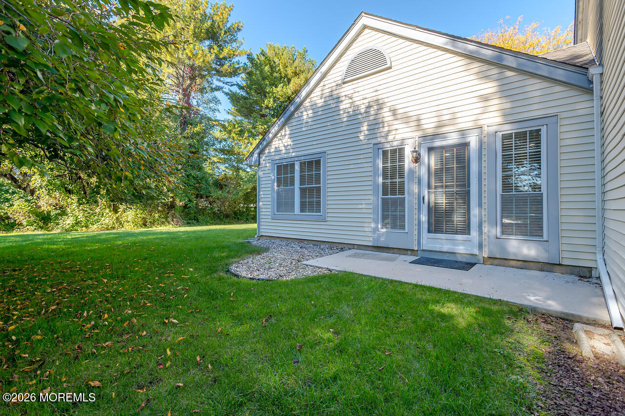 81 Poplar Place Freehold NJ 07728