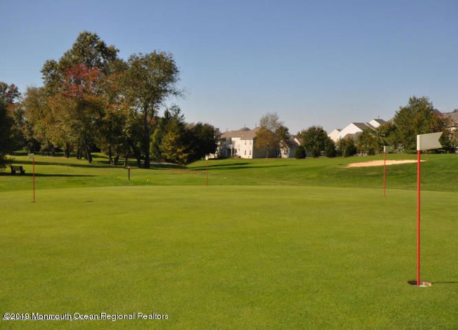 81 Poplar Place Freehold NJ 07728