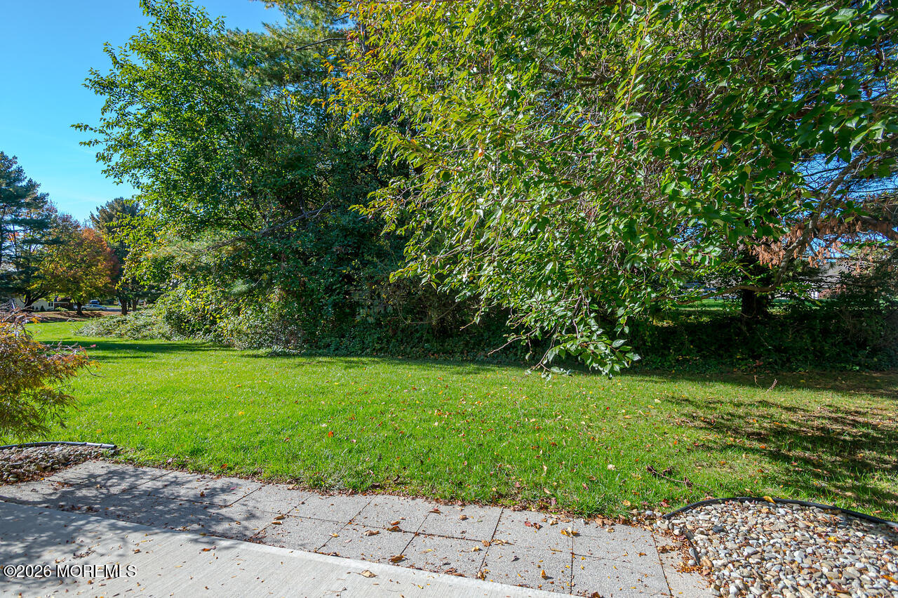 81 Poplar Place Freehold NJ 07728