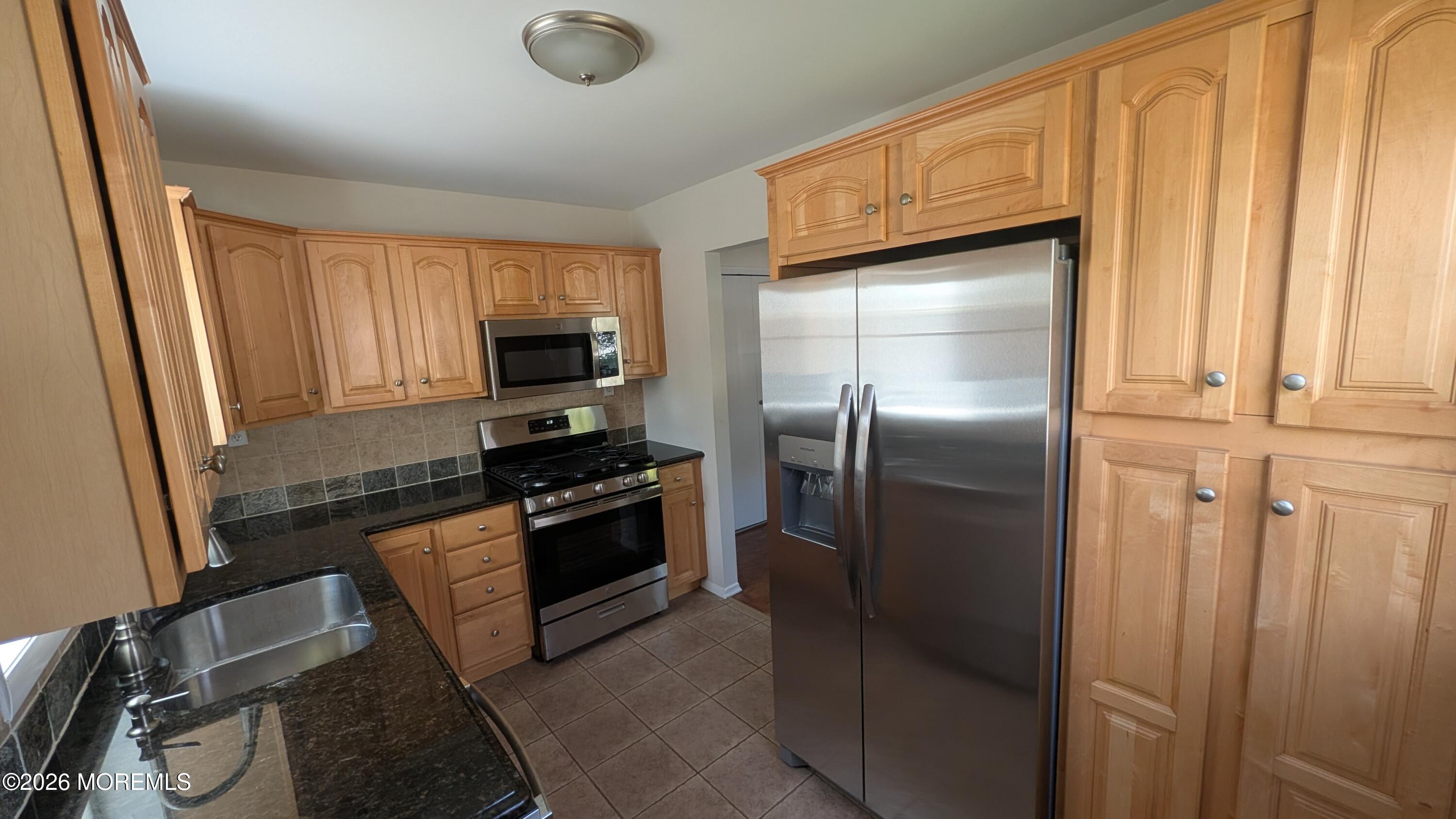13 Fairview Lane Hazlet NJ 07730