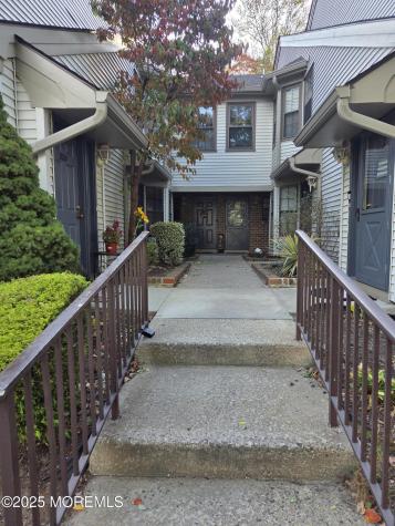 2006 Bayhead Drive Sayreville NJ 08859