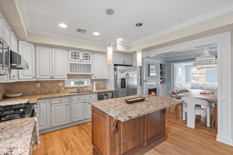 5 Shrewsbury Way Sea Bright NJ 07760