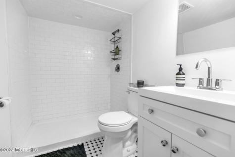 157 Portland Road Highlands NJ 07732