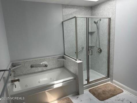 421 W Lincoln Avenue Oakhurst NJ 07755