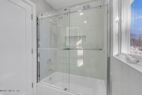 1 Robin Drive Oakhurst NJ 07755