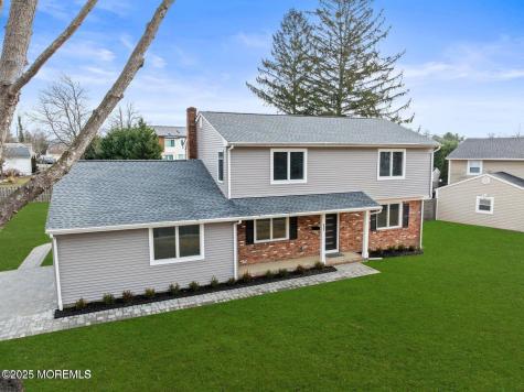 1 Robin Drive Oakhurst NJ 07755