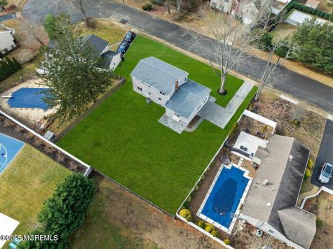 1 Robin Drive Oakhurst NJ 07755