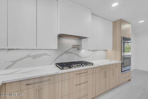 1 Robin Drive Oakhurst NJ 07755