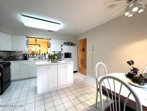 92 Winthrop Road Monroe NJ 08831
