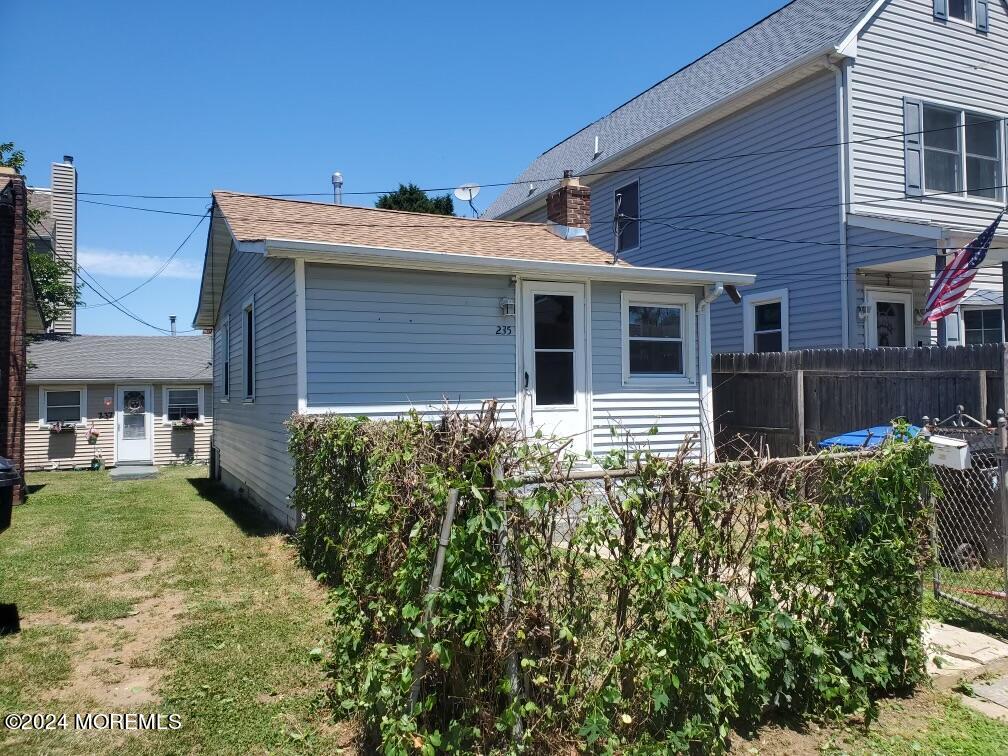 235 Bay Avenue Leonardo NJ 07737
