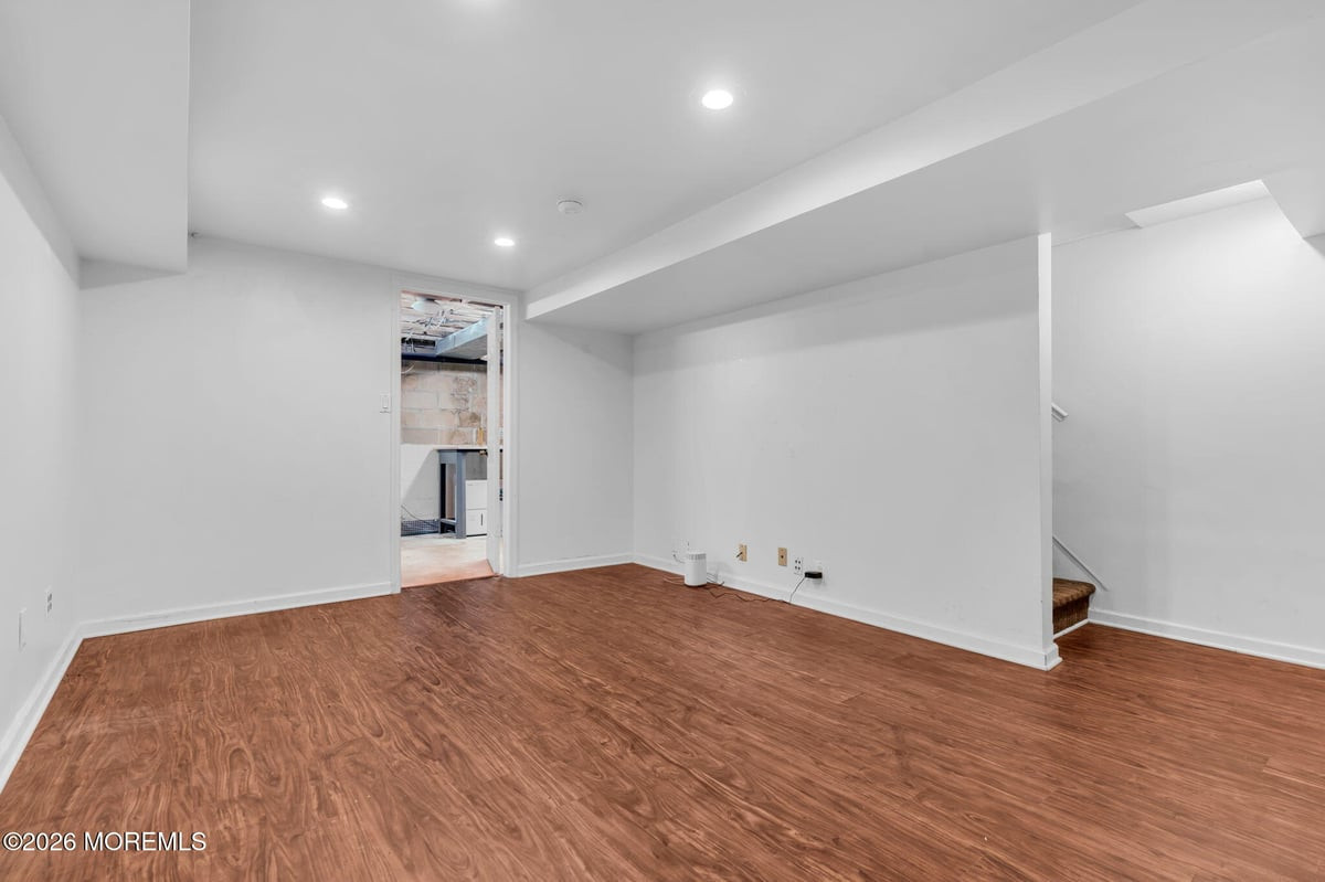 9 Gull Way Keyport NJ 07735