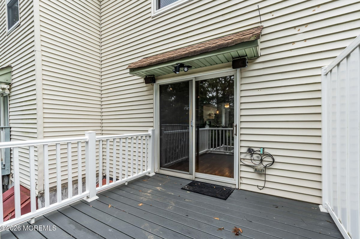 9 Gull Way Keyport NJ 07735
