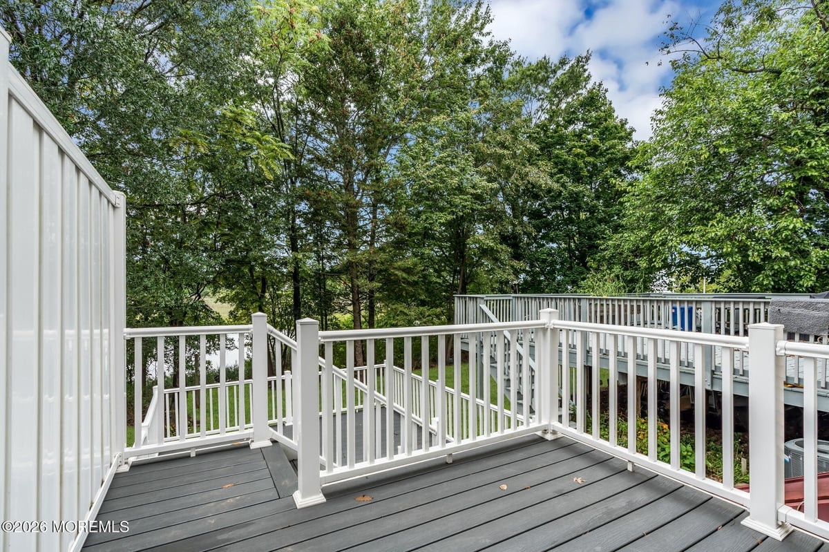 9 Gull Way Keyport NJ 07735
