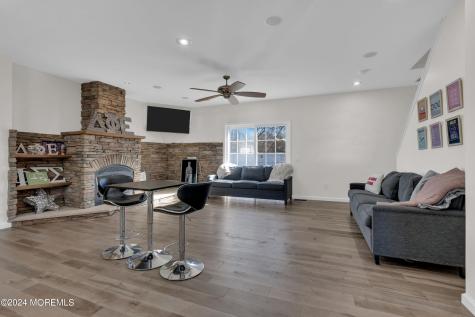 374.5 W Park Avenue Oakhurst NJ 07755