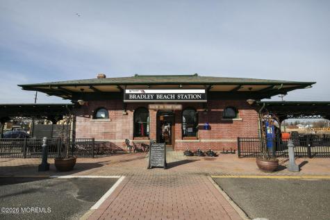 211 Lareine Avenue Bradley Beach NJ 07720