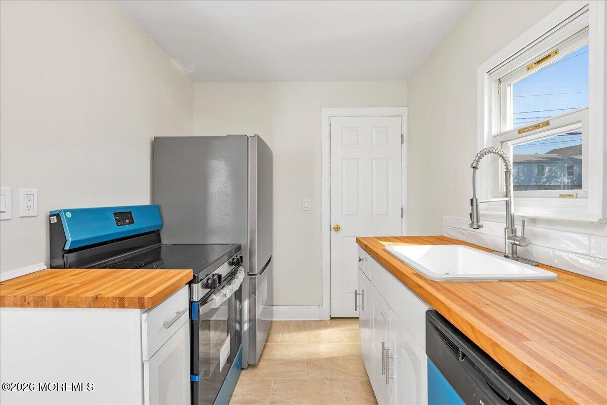 1204 Florence Avenue Union Beach NJ 07735
