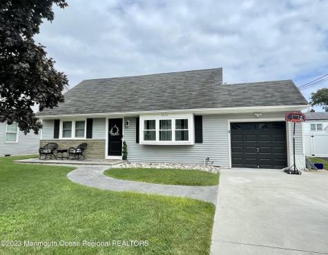 1414 Treeneedle Road Point Pleasant NJ 08742