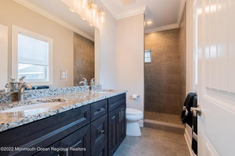 29 Fielder Avenue Ortley Beach NJ 08751