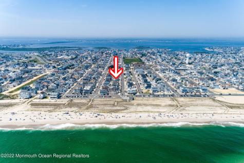 29 Fielder Avenue Ortley Beach NJ 08751