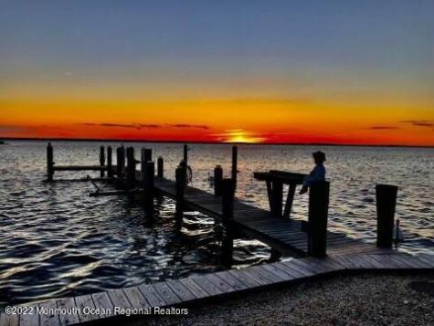 23 Harborside Drive W Ortley Beach NJ 08751