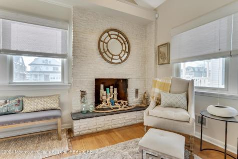 12 Pennsylvania Avenue Spring Lake NJ 07762