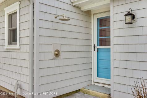 12 Pennsylvania Avenue Spring Lake NJ 07762