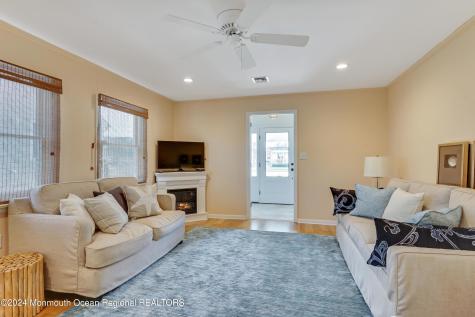 12 Pennsylvania Avenue Spring Lake NJ 07762
