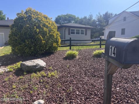 14 Wood Avenue Englishtown NJ 07726