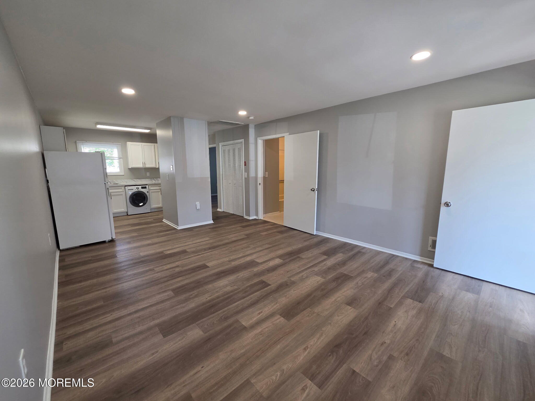 1700 Nj 37 W Toms River NJ 08757
