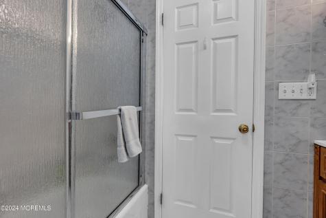 17 Lakeview Road Deal NJ 07723